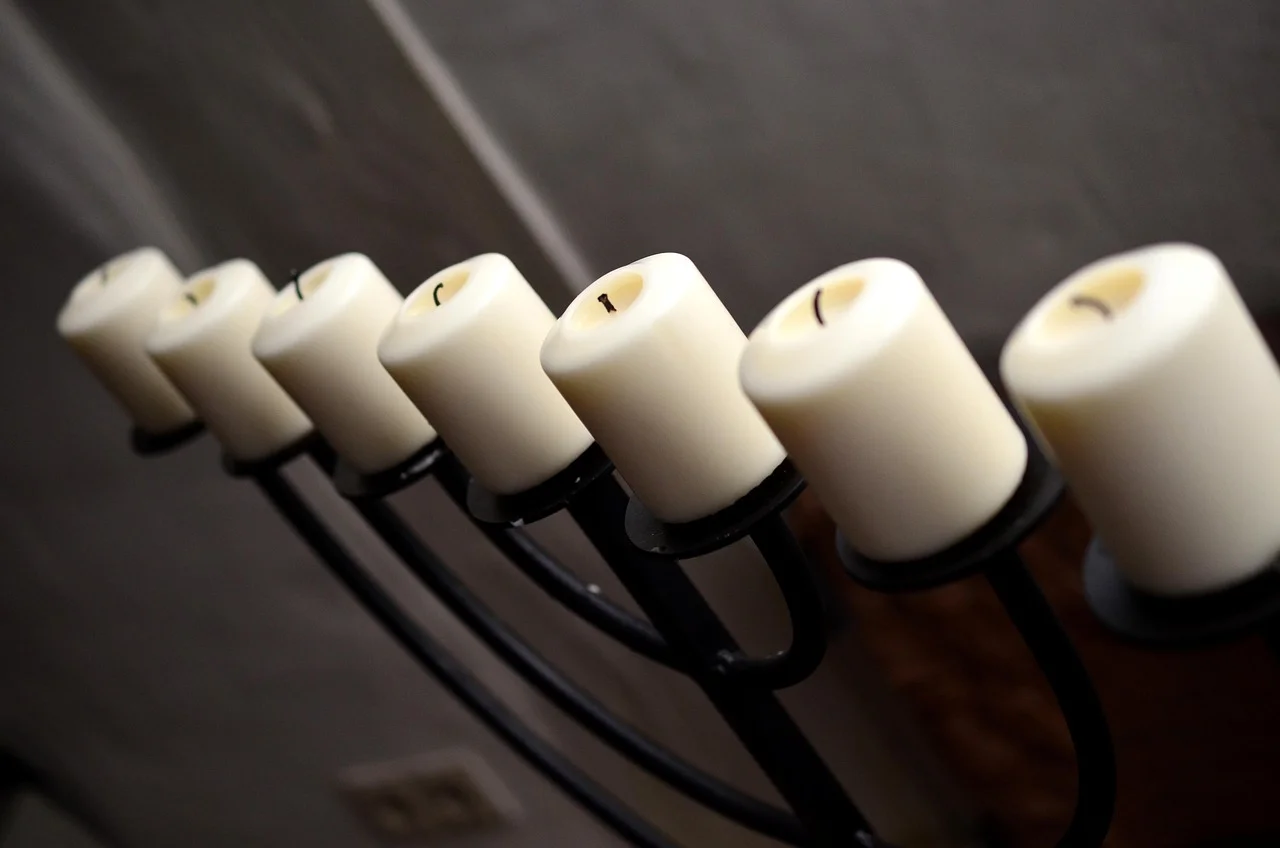 elegant candle holder,
