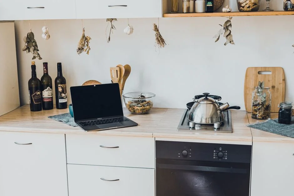 Kitchen organization, Storage