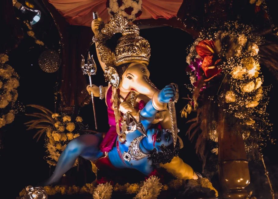 Ganesha fighting Mooshikasur,