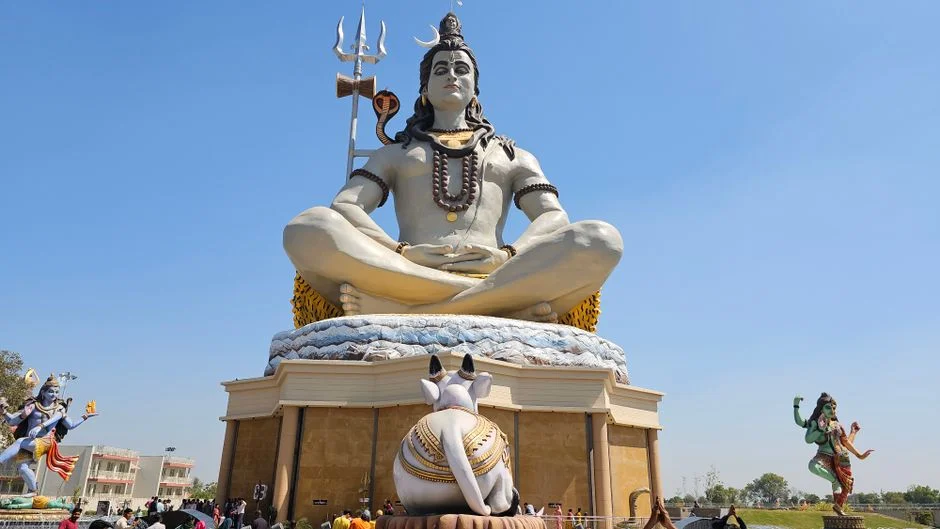 Divine bond Shiva