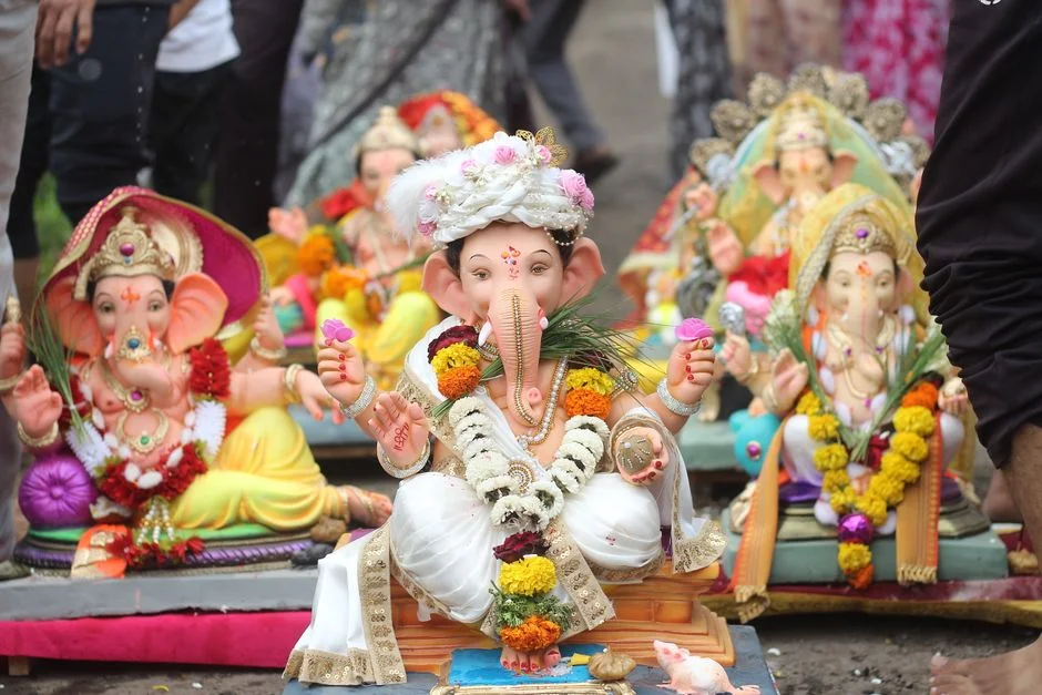 Ganesha symbolism, broken