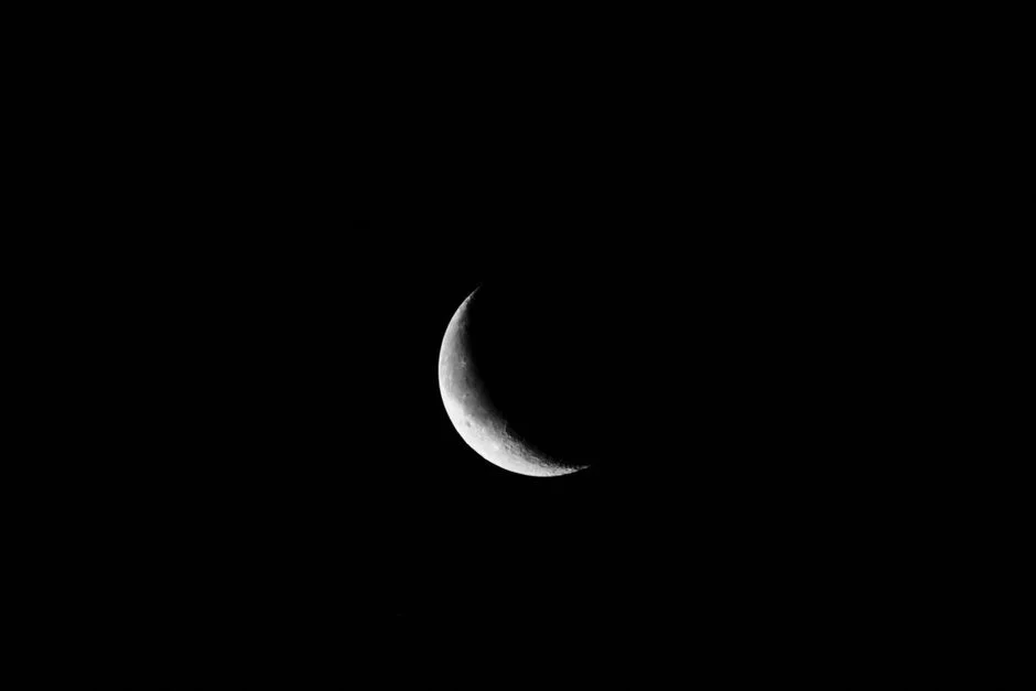 waxing moon, waning
