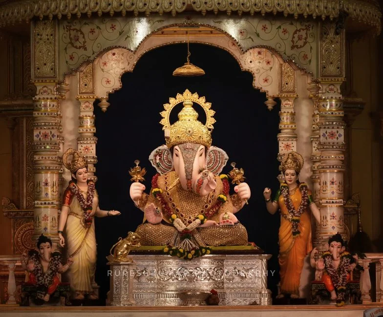 Ganesha wisdom, divine