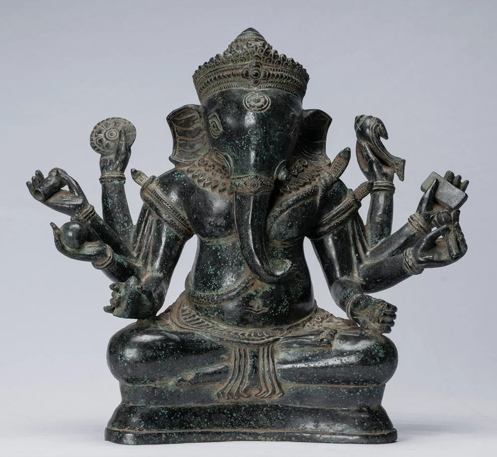 Ganesha four arms