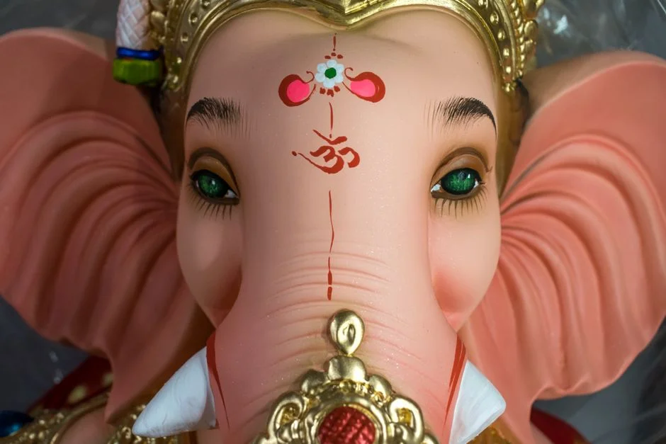 Mukut crown Ganesha,