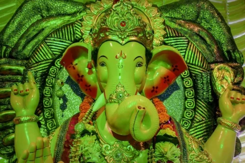 ถ้ำคเณศะ (Ganesha Gufa) – สถานที่ซึ่งจารึกมหากาพย์มหาภารตะอันยิ่งใหญ่เมื่อ 5,000 ปีก่อน