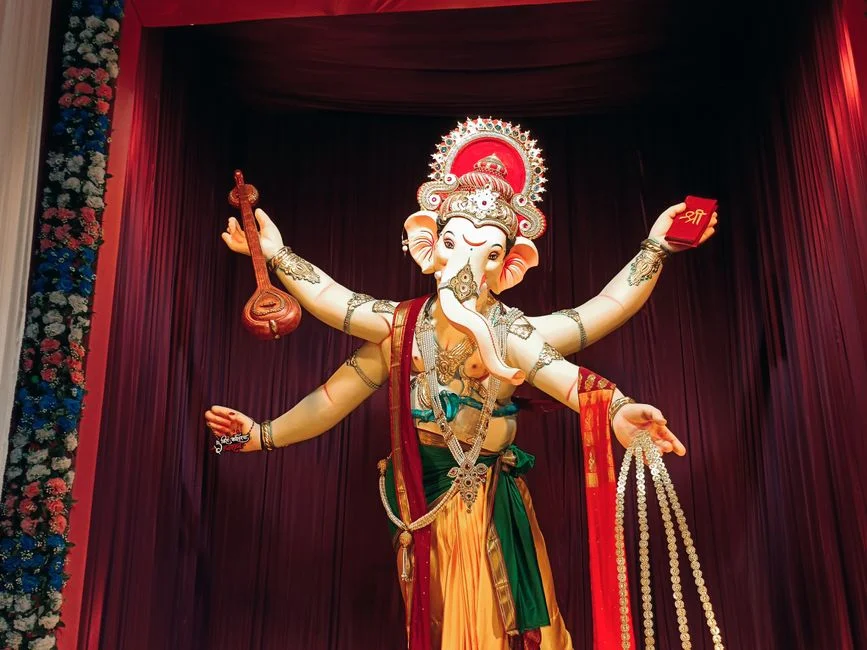 Ganesha blessing, divine