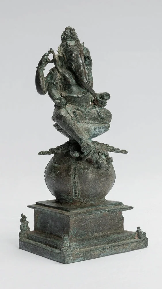 Ganesha decor, Sacred