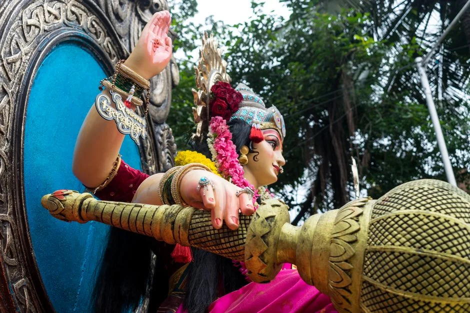 Parvati creating Ganesha,