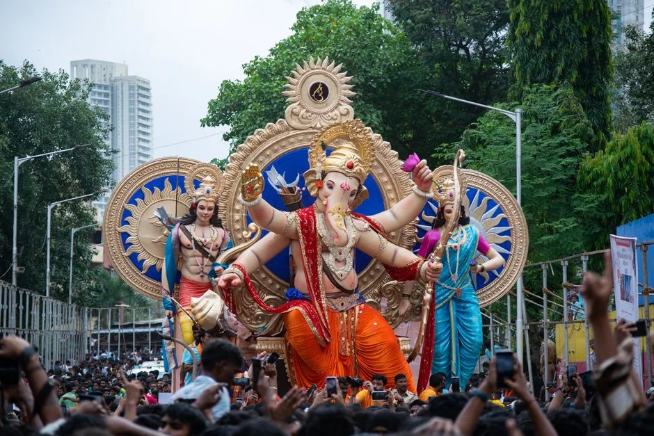 Ganesha Kartikeya race,