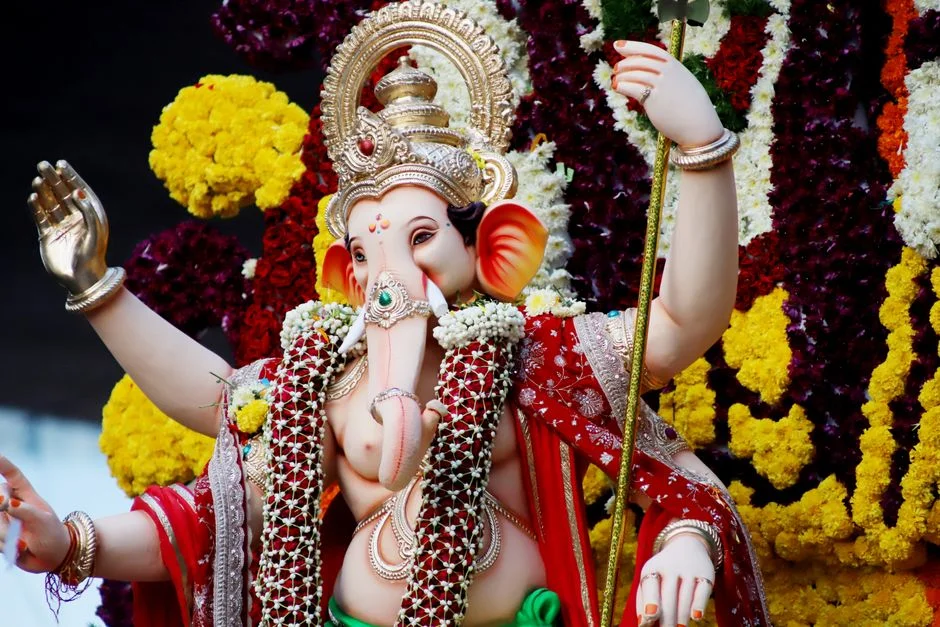 Ganesha blessing, Prosperity