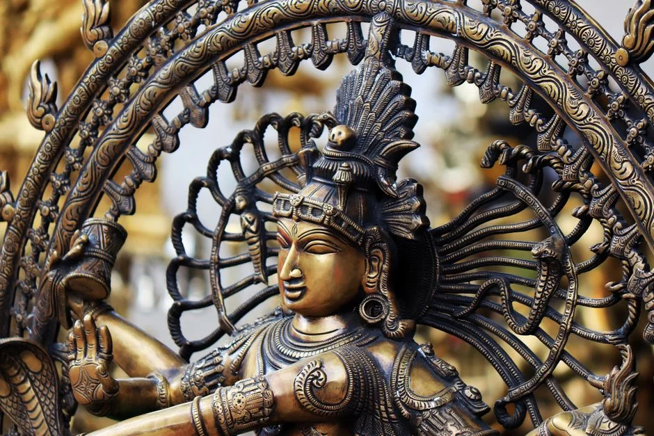 พระกุเบรคือใคร? เทพเจ้าแห่งความมั่งคั่งและความเชื่อมโยงอันศักดิ์สิทธิ์กับพระศิวะ – กายตรี เฮอริเทจ